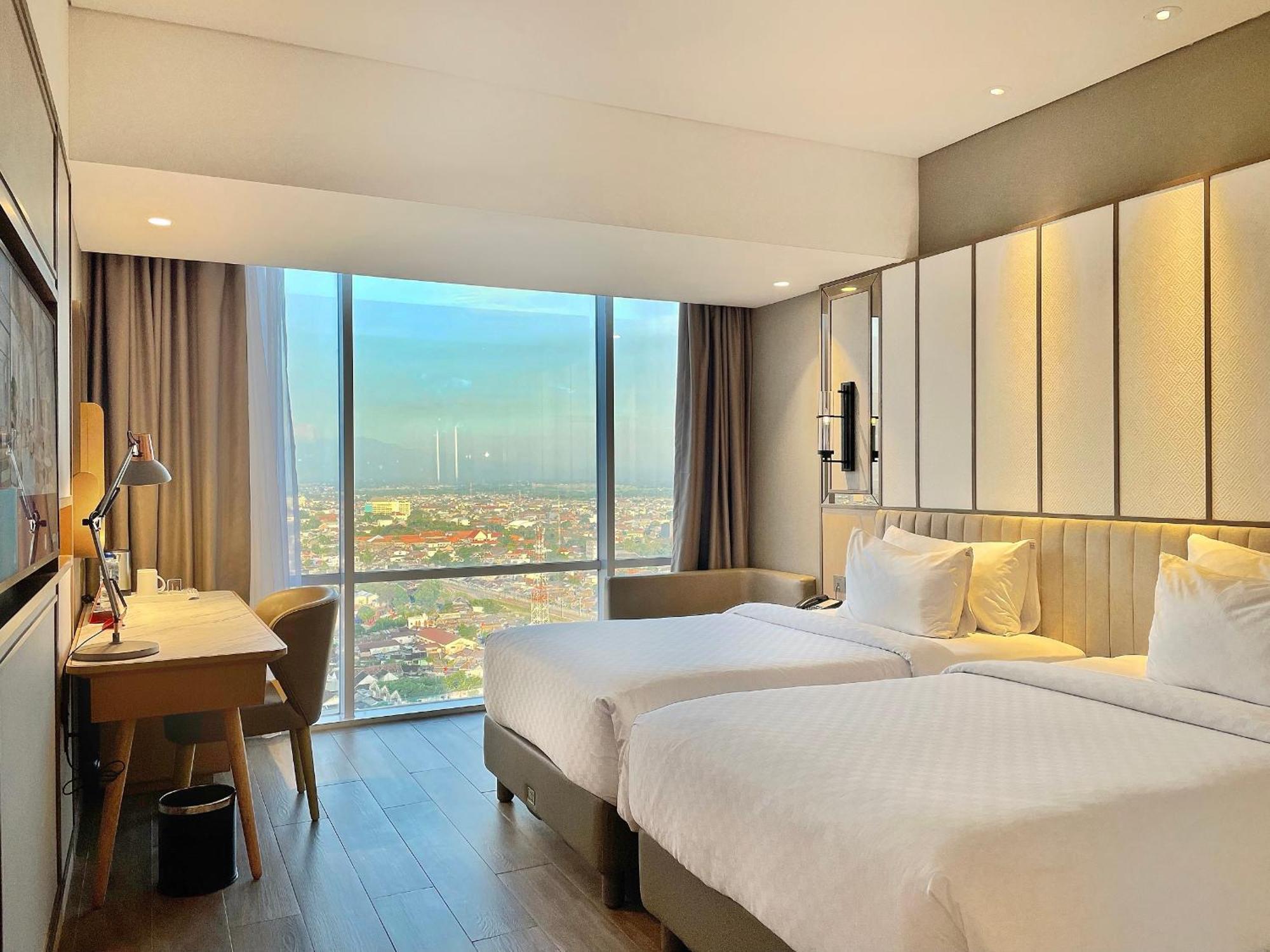 Kamar Grand Deluxe Twin